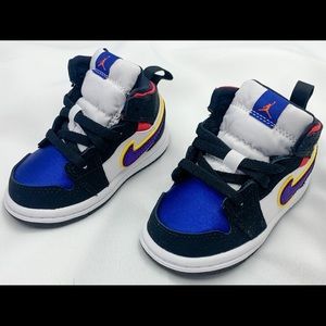 Jordan 1 Mid SE TD “Black Field Purple”